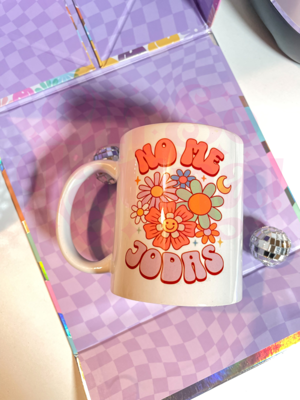 No Me Jodas Mug