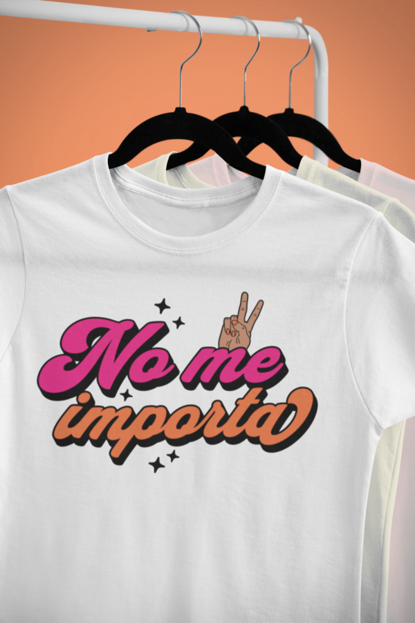 no me importa peace sign tee